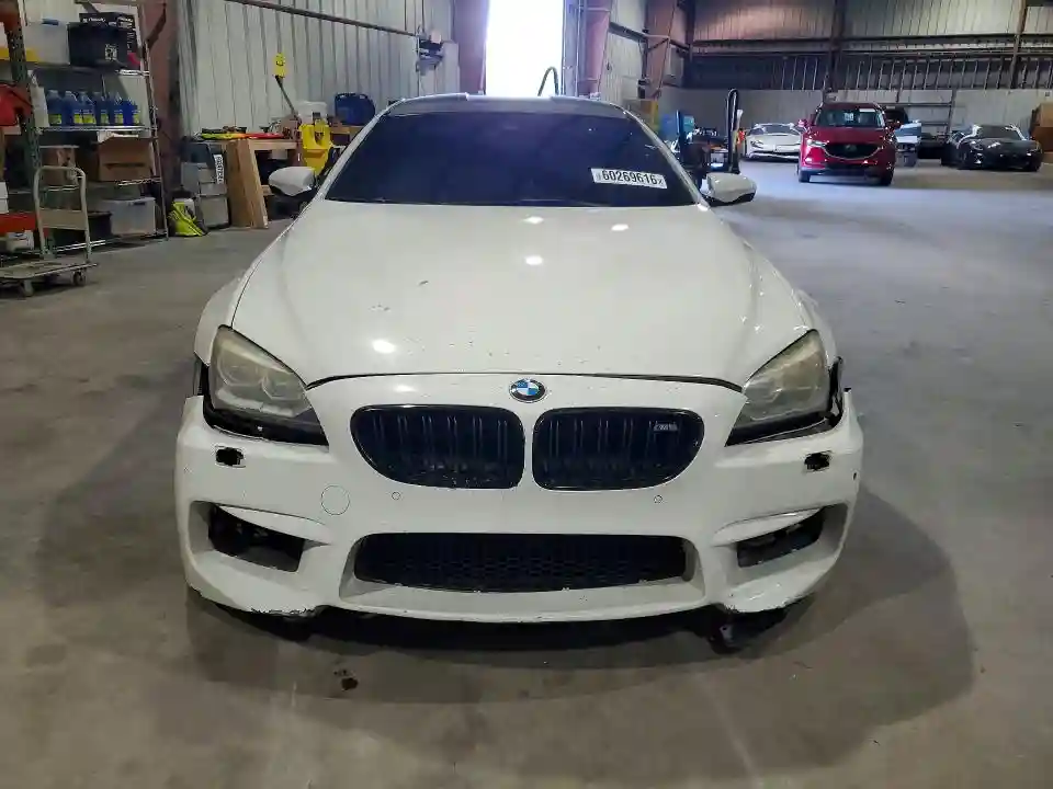 WBS6C9C55FD468037 2015 BMW M6-4