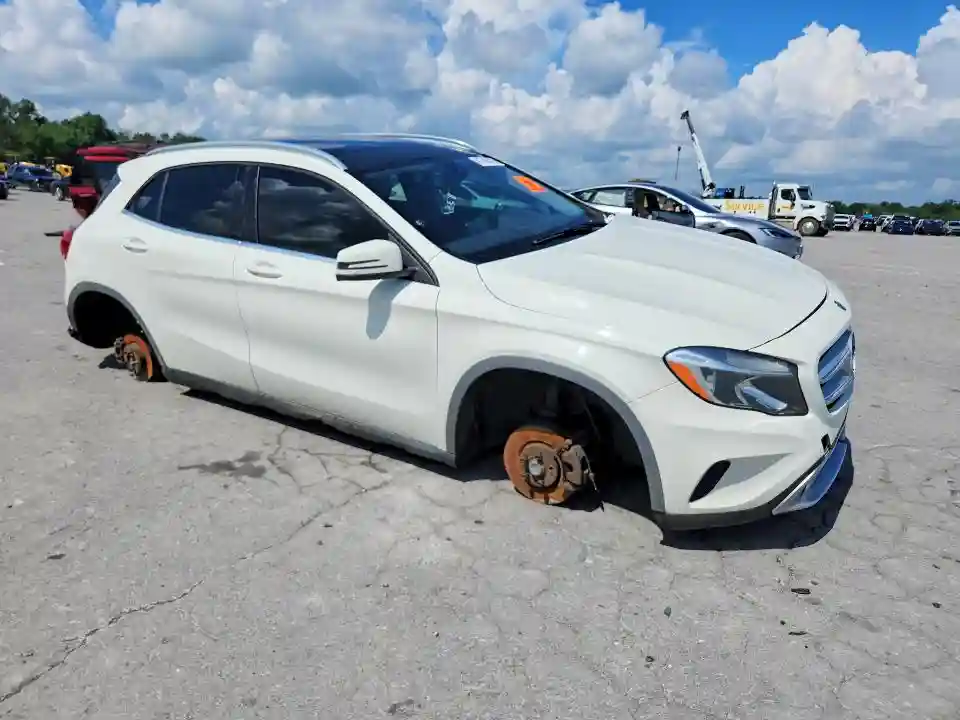 WDCTG4GB4FJ136653 2015 MERCEDES-BENZ GLA-CLASS-3