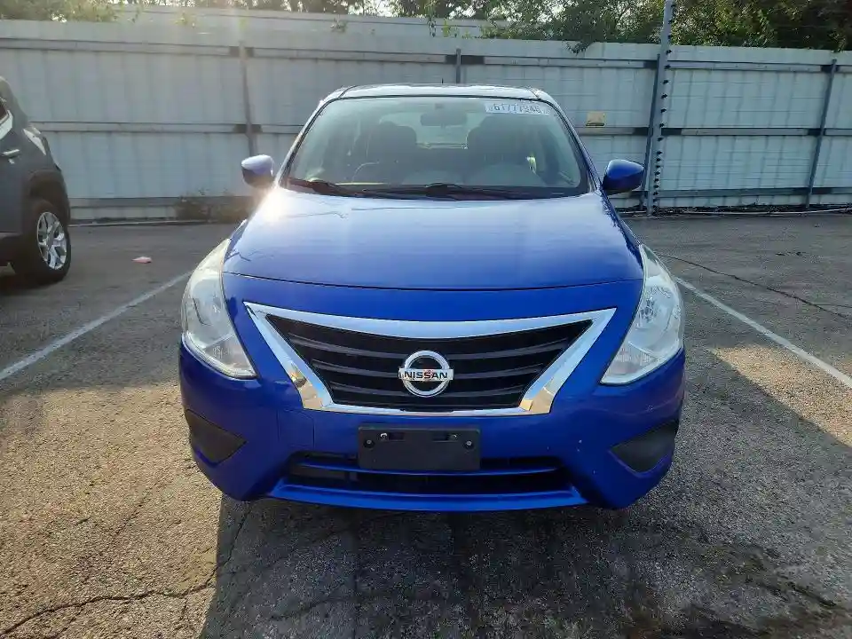 3N1CN7AP8HL801750 2017 NISSAN VERSA-4