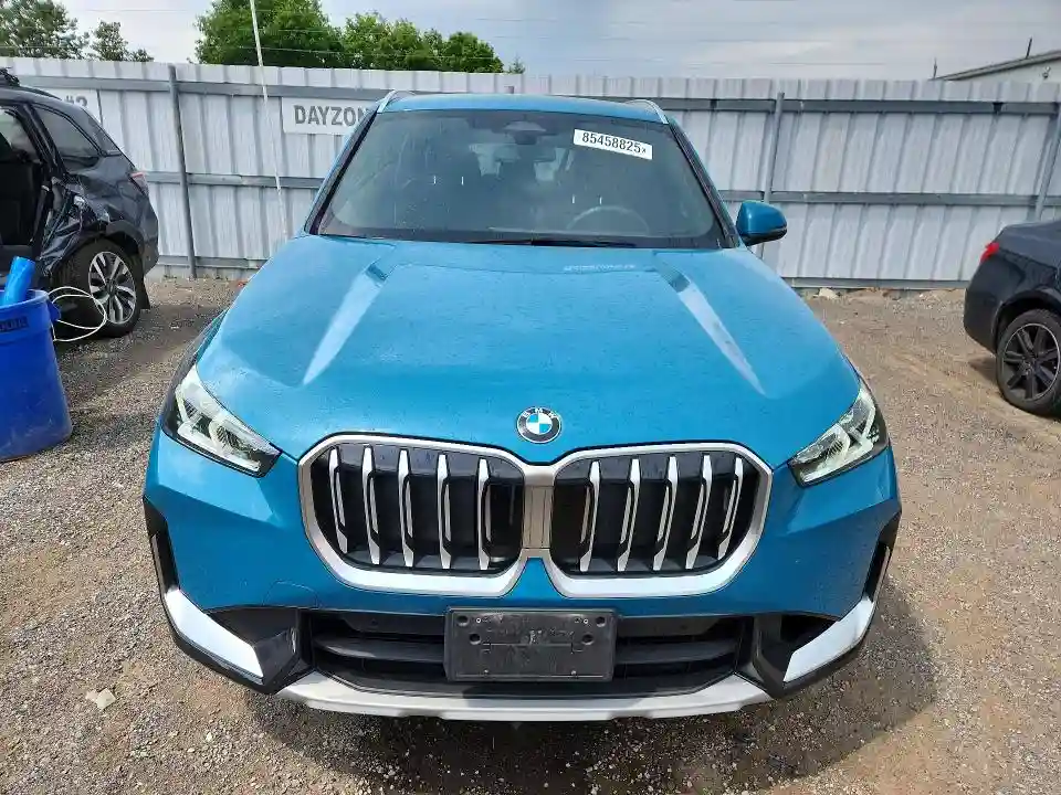 WBX73EF00S5140956 2025 BMW X1-4