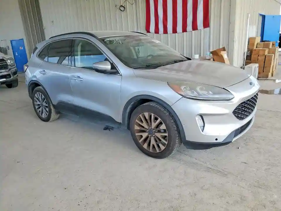 1FMCU9J90LUA81397 2020 FORD ESCAPE-3
