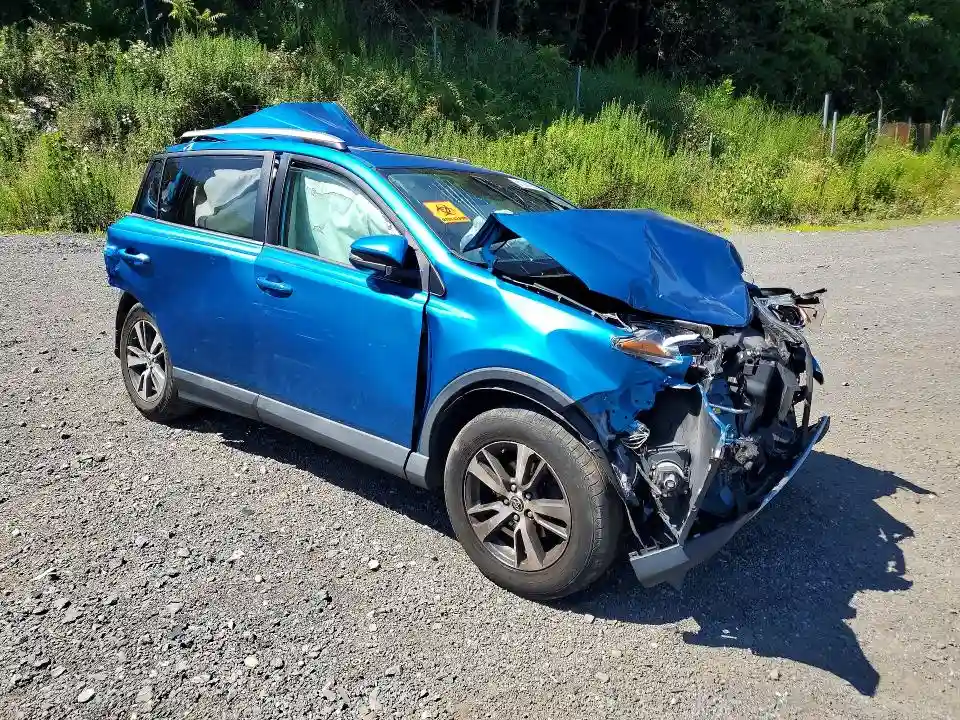 2T3RFREV9JW748158 2018 TOYOTA RAV4-3