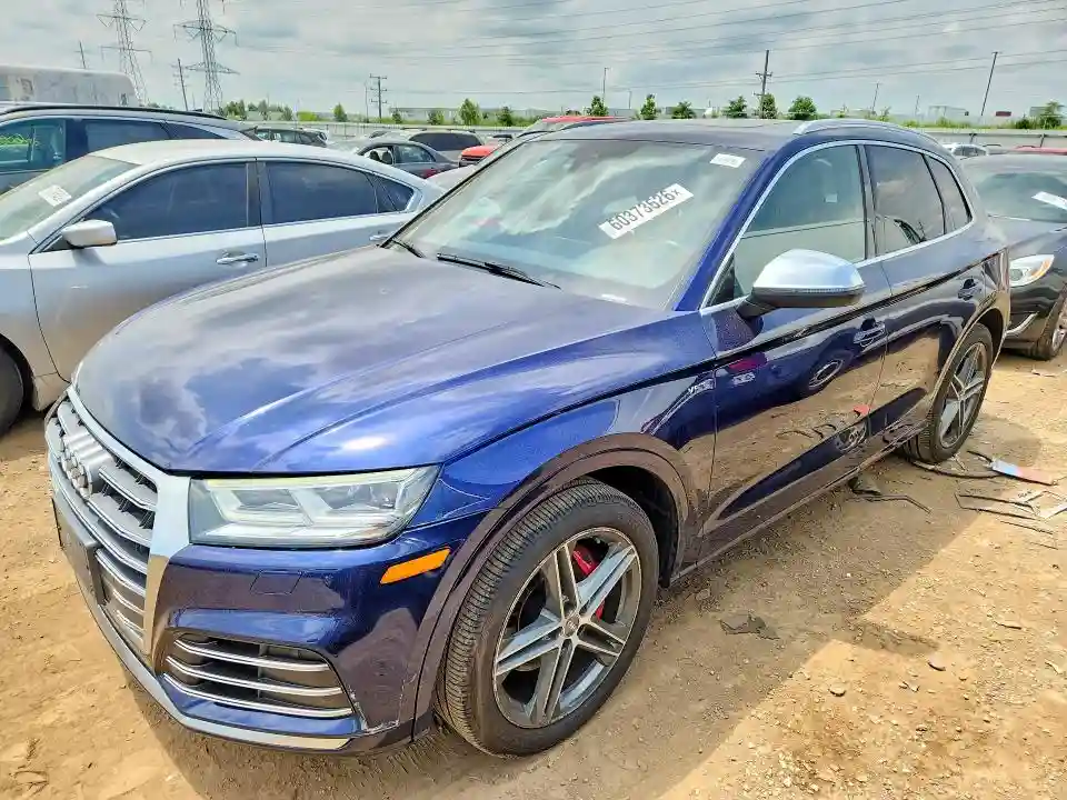 WA1A4AFY6J2028901 2018 AUDI SQ5-0