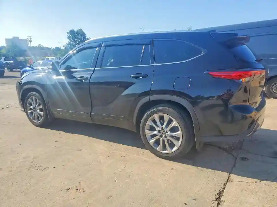 5TDDZRBH6MS122041 2021 TOYOTA HIGHLANDER-1