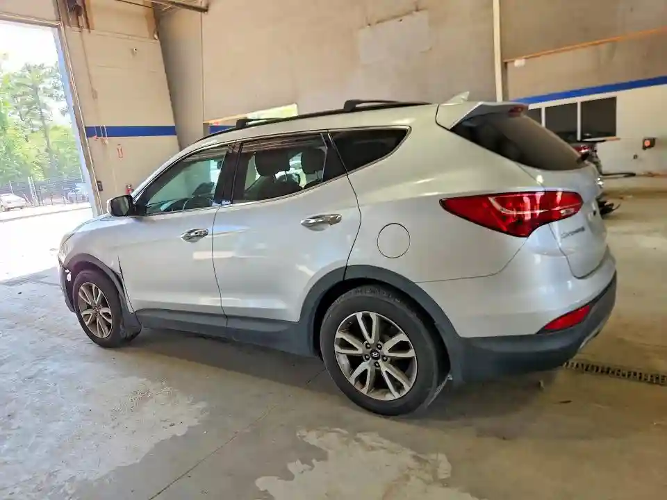 5XYZU3LA4GG320475 2016 HYUNDAI SANTA FE-1