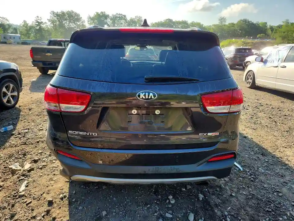 5XYPHDA11HG253646 2017 KIA SORENTO-5