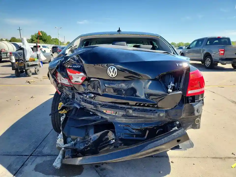 1VWAS7A33FC121366 2015 VOLKSWAGEN PASSAT-5