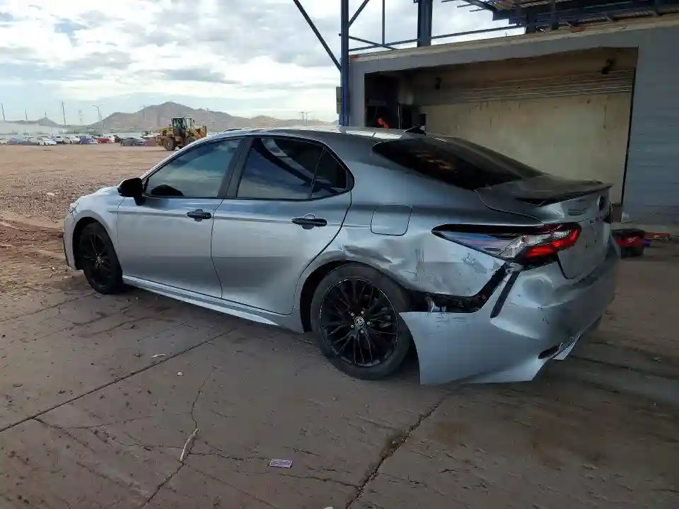 4T1G11AK5MU424768 2021 TOYOTA CAMRY-1
