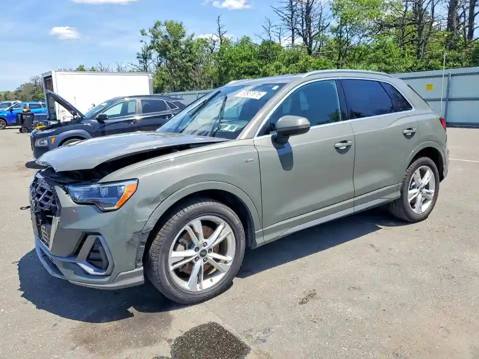 WA1DECF39M1120041 2021 AUDI Q3-0