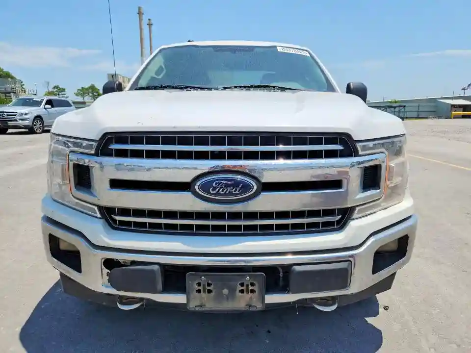 1FTFW1E53JKE94461 2018 FORD F150-4