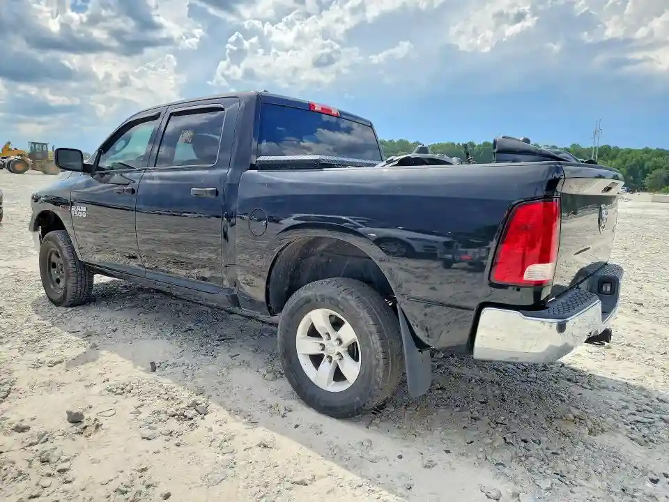 1C6RR7KM2JS331388 2018 RAM 1500-1