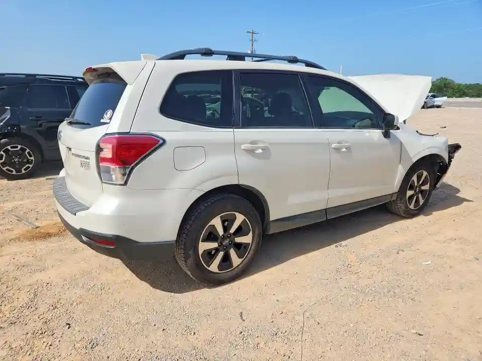 JF2SJAEC2HH422994 2017 SUBARU FORESTER-2