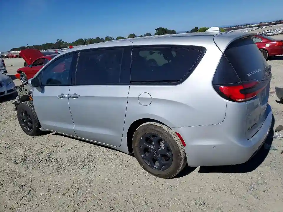 2C4RC1L74NR183655 2022 CHRYSLER PACIFICA-1