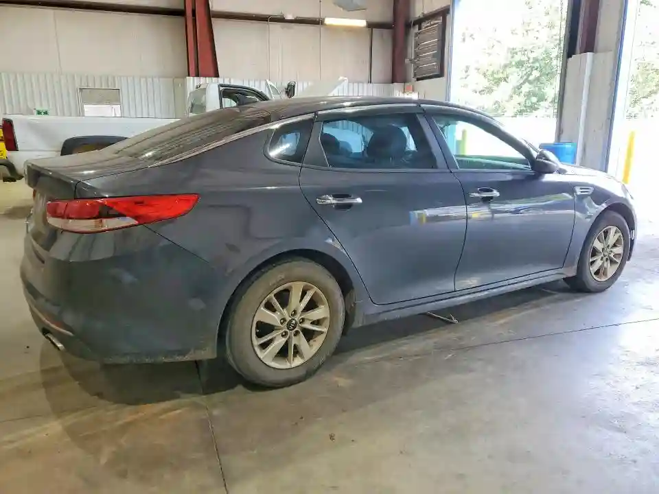 5XXGT4L34HG157494 2017 KIA OPTIMA-2