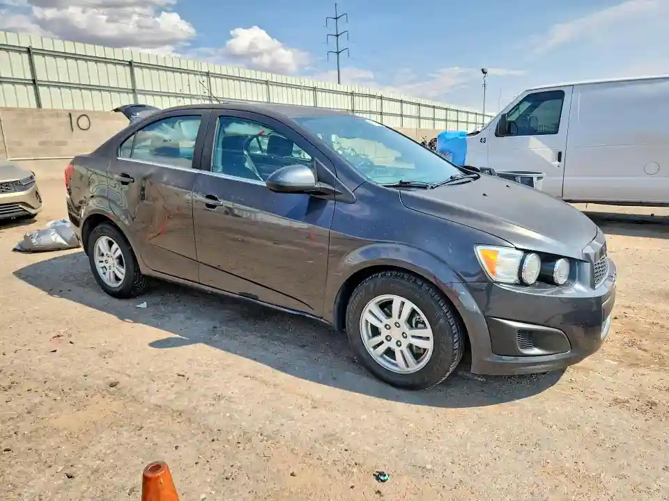 1G1JC5SH0G4152612 2016 CHEVROLET SONIC-3