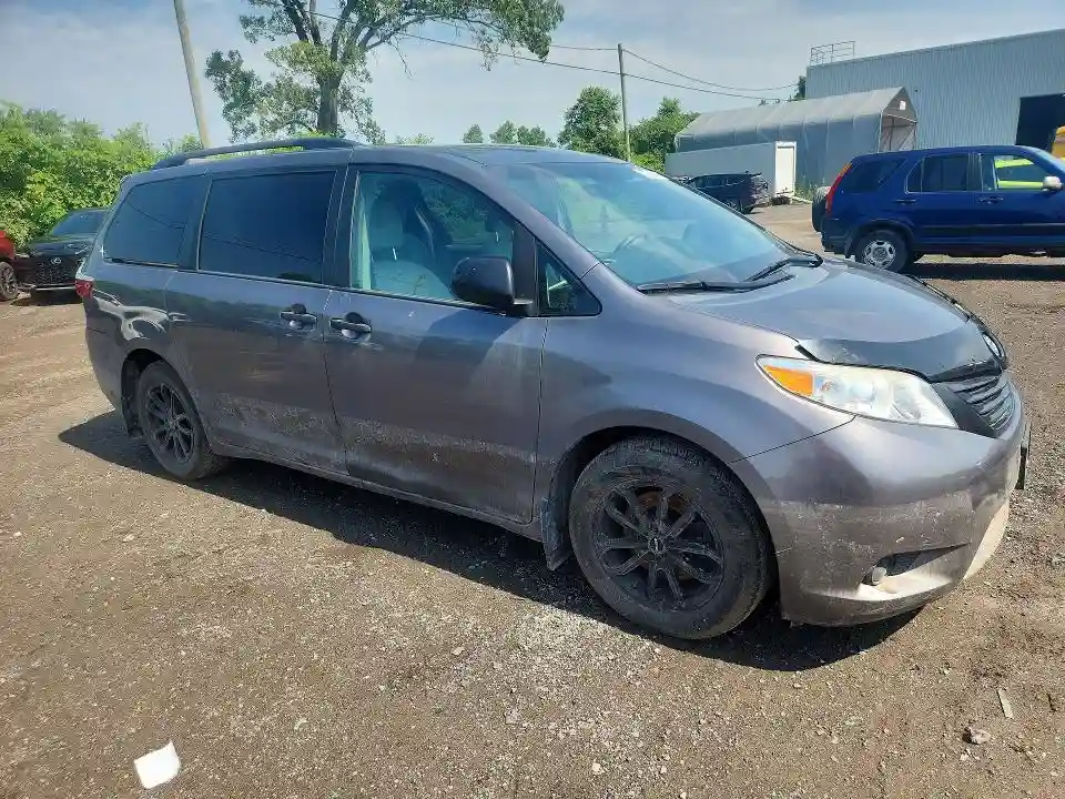 5TDZK3DCXFS622697 2015 TOYOTA SIENNA L 7-3