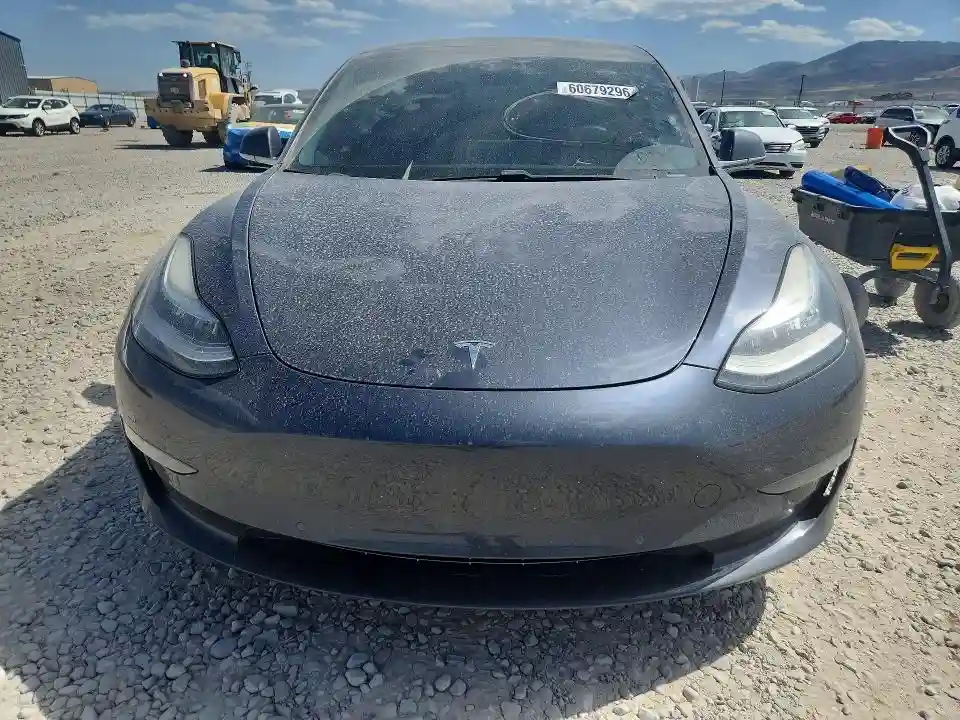 5YJ3E1EB9LF635285 2020 TESLA MODEL 3-4