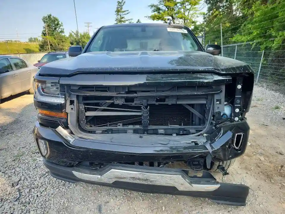 3GCUKREC0JG300816 2018 CHEVROLET SILVERADO-4