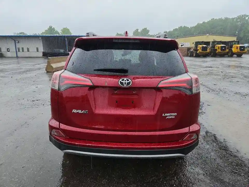 JTMDFREV2JD256787 2018 TOYOTA RAV4-5