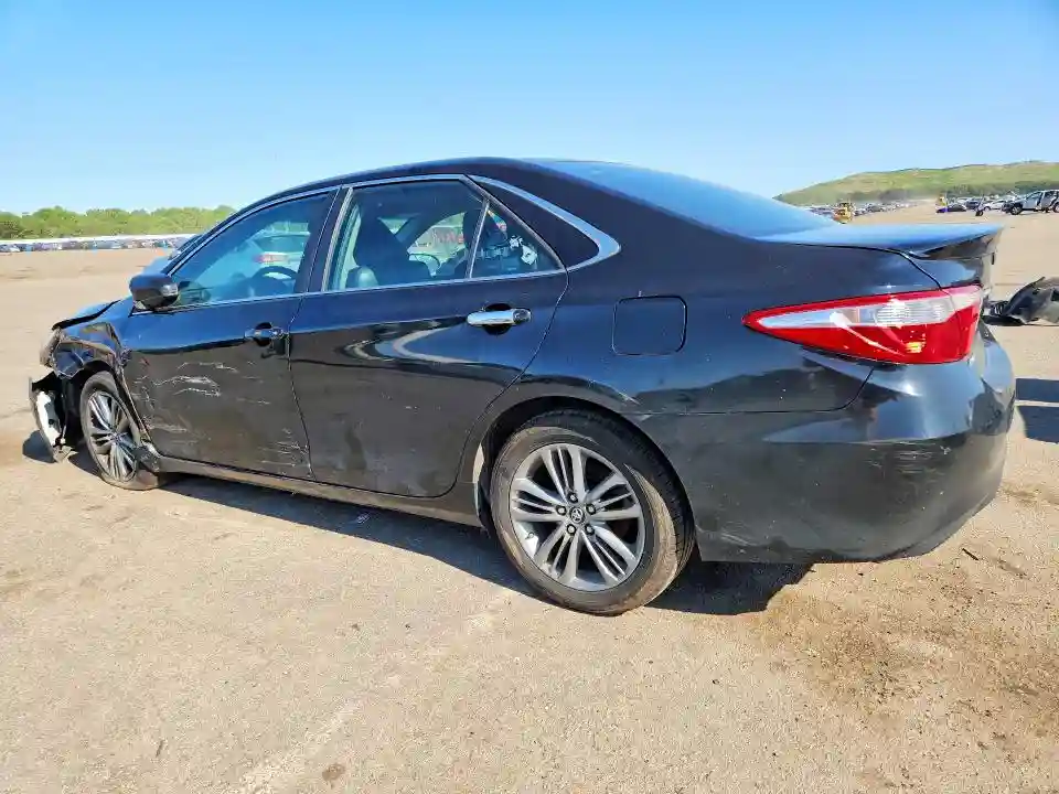 4T1BF1FK2GU224620 2016 TOYOTA CAMRY-1