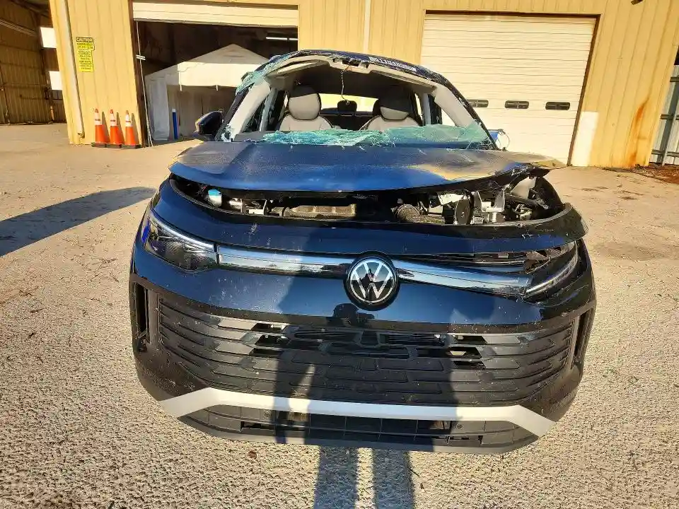 3VVER7RM3TM018294 2026 VOLKSWAGEN TIGUAN-4