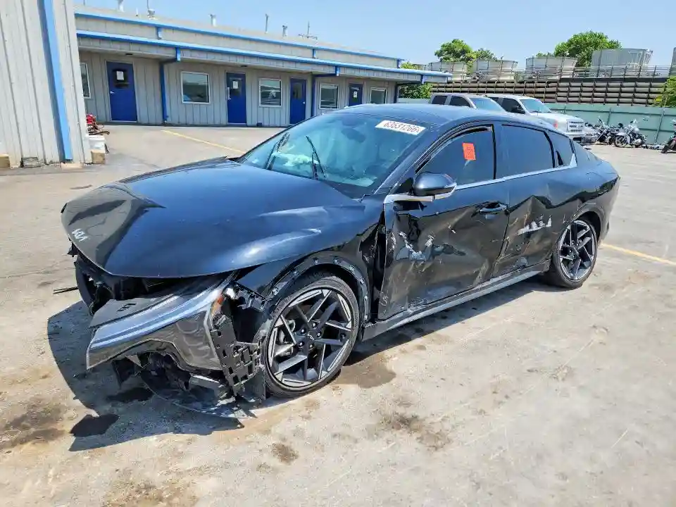 3KPFW4DE0SE145376 2025 KIA K4 GT LINE-0