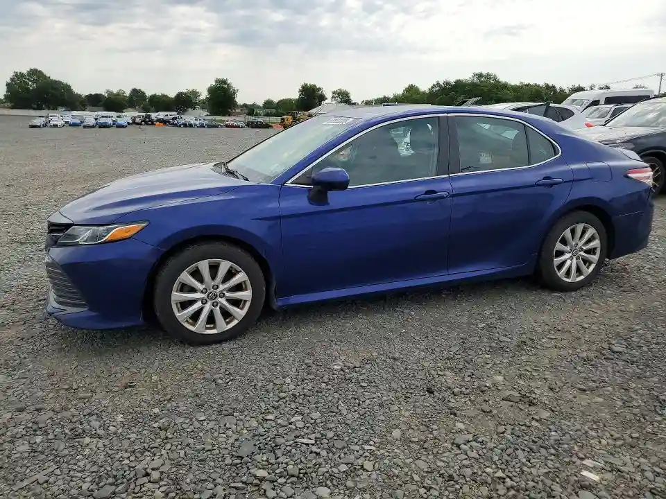 4T1B11HKXJU643494 2018 TOYOTA CAMRY-0