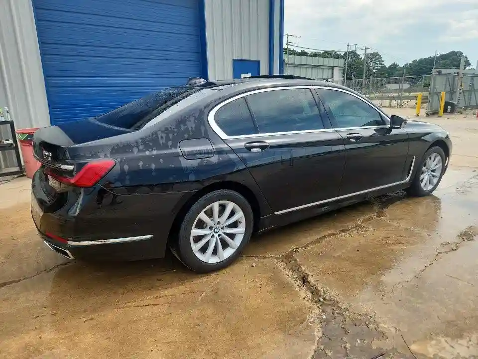 WBA7T4C06LGF97417 2020 BMW 7 SERIES-2