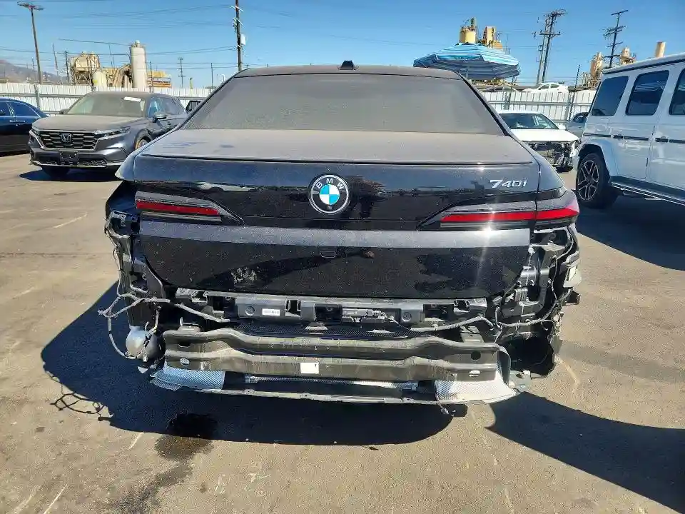 WBA23EH01RCR02909 2024 BMW 7 SERIES-5