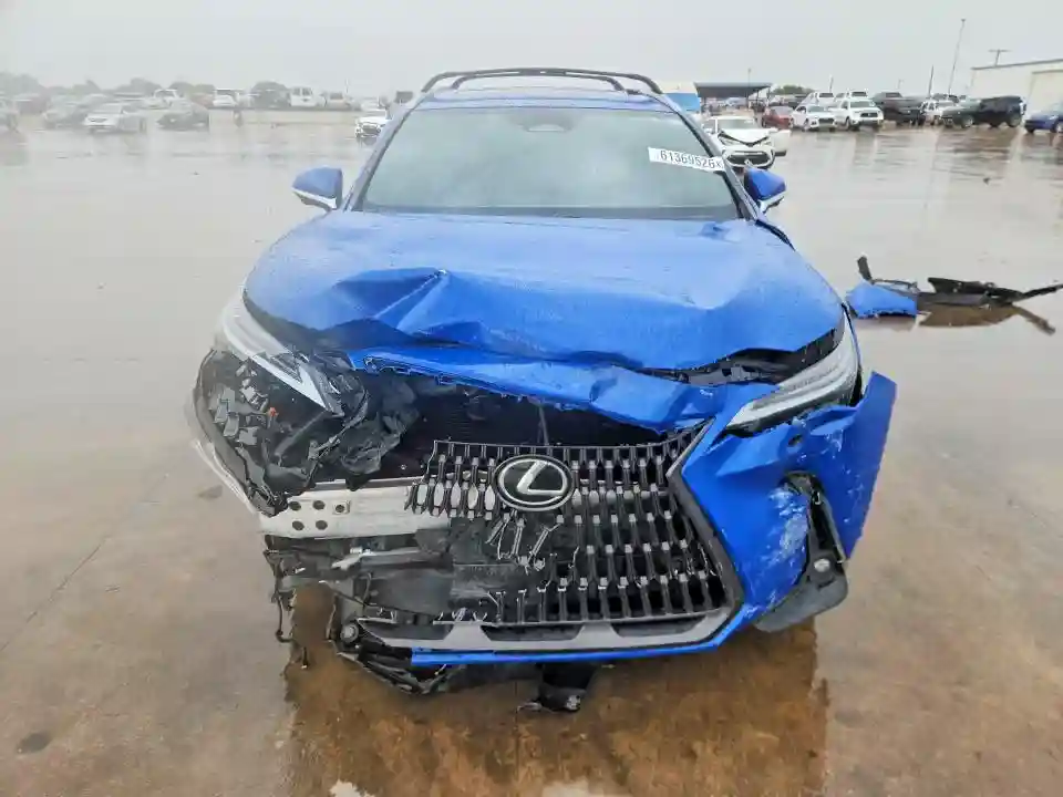 JTJHKCFZ4P2015214 2023 LEXUS NX-4