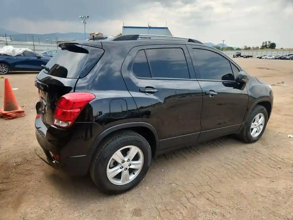 KL7CJPSM9MB372771 2021 CHEVROLET TRAX-2