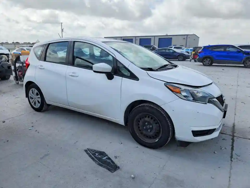 3N1CE2CP4JL365405 2018 NISSAN VERSA-3