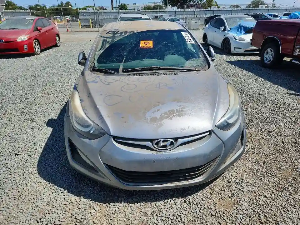 5NPDH4AE9FH614648 2015 HYUNDAI ELANTRA-4