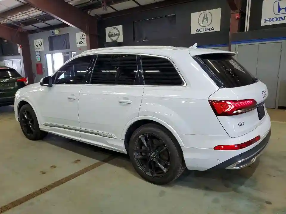WA1AJAF79MD010062 2021 AUDI Q7-1