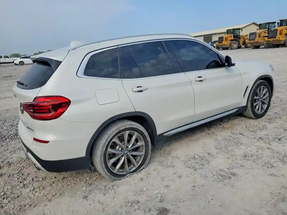 5UXTR7C59KLE93750 2019 BMW X3-2
