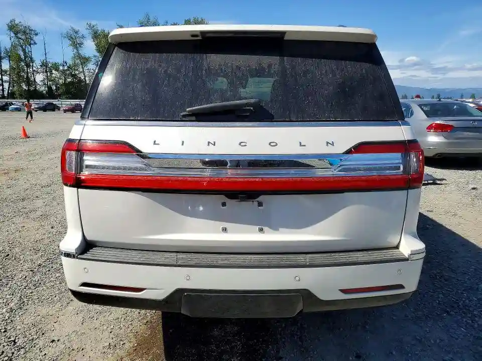5LMJJ2LT3KEL09916 2019 LINCOLN NAVIGATOR-5