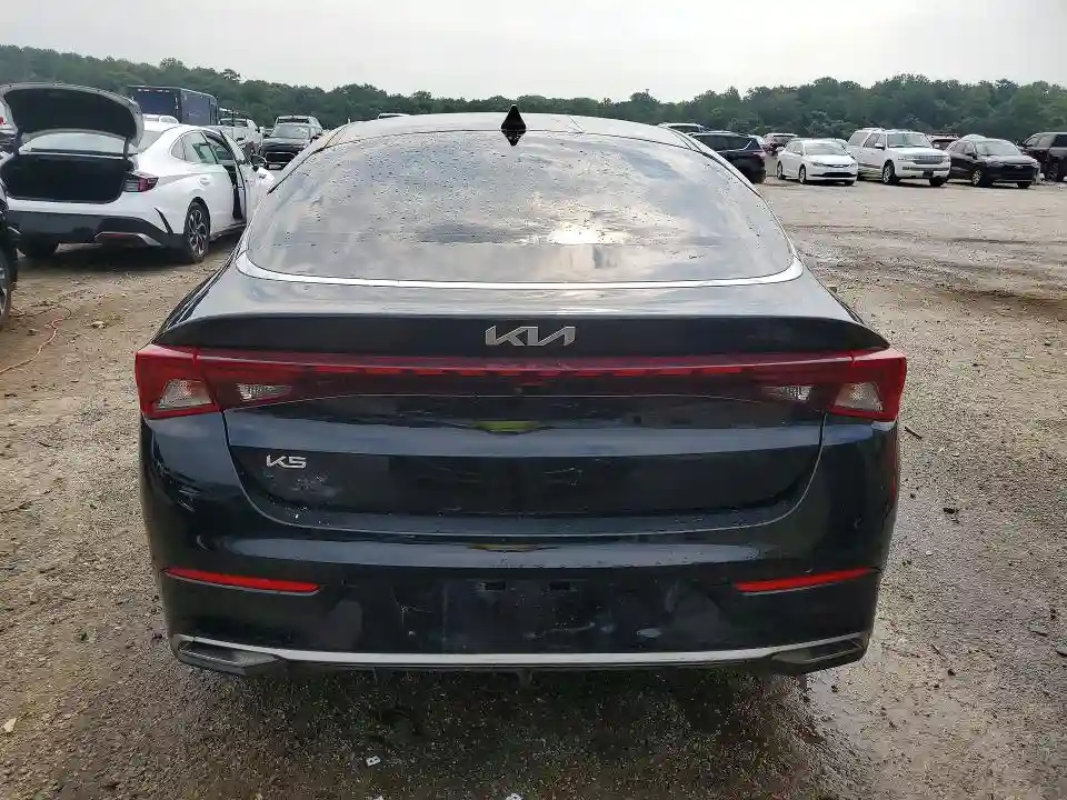 5XXG14J2XPG166652 2023 KIA K5-5
