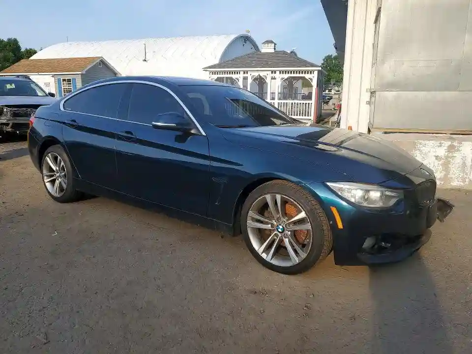 WBA4F9C37HG812289 2017 BMW 4 SERIES-3