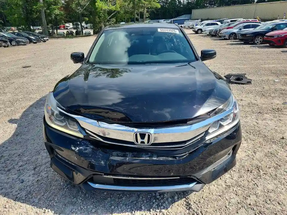 1HGCR2F90HA216877 2017 HONDA ACCORD-4
