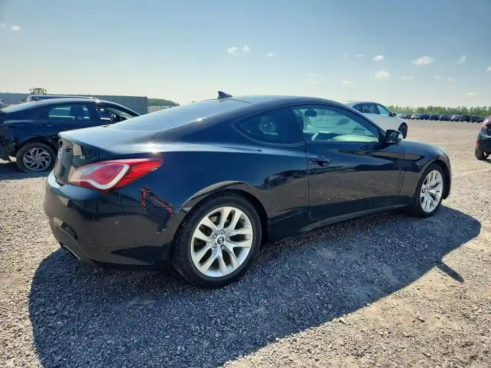KMHHU6KJ2GU133275 2016 HYUNDAI GENESIS-2
