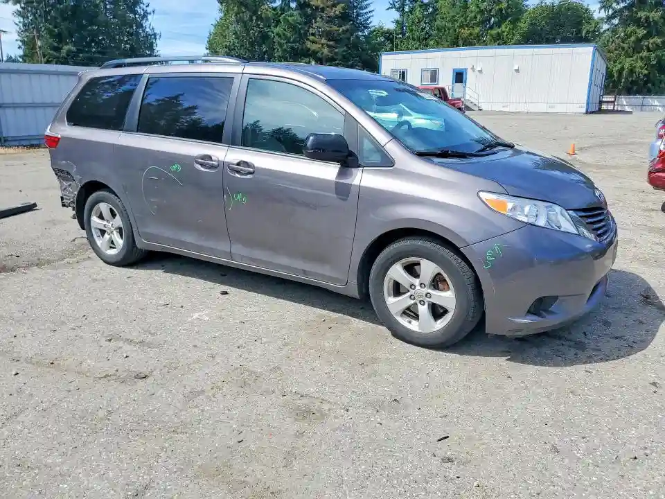 5TDKK3DC7GS724462 2016 TOYOTA SIENNA-3