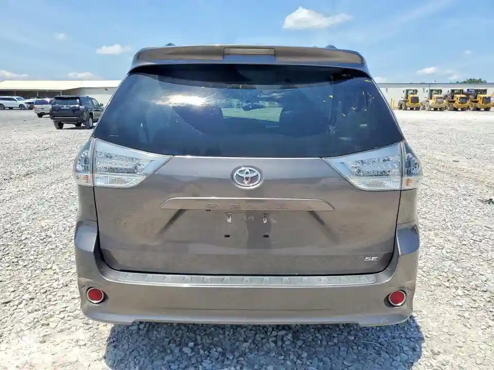 5TDXK3DCXGS702803 2016 TOYOTA SIENNA SE-5
