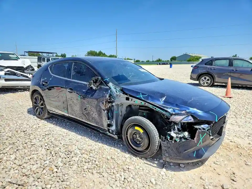 JM1BPAMMXK1146751 2019 MAZDA 3-3