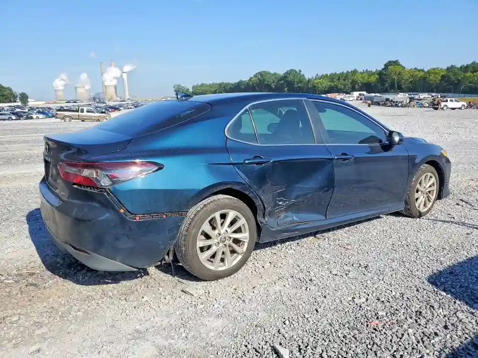 4T1C11AKXMU556827 2021 TOYOTA CAMRY-2