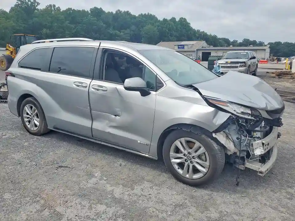 5TDZSKFC9MS005148 2021 TOYOTA SIENNA-3