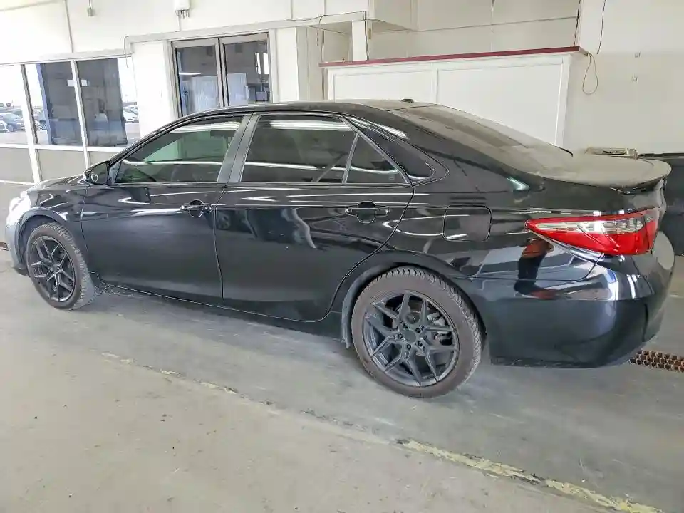 4T1BF1FKXHU422461 2017 TOYOTA CAMRY-1
