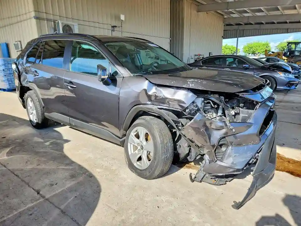 2T3W1RFVXMC159366 2021 TOYOTA RAV4-3