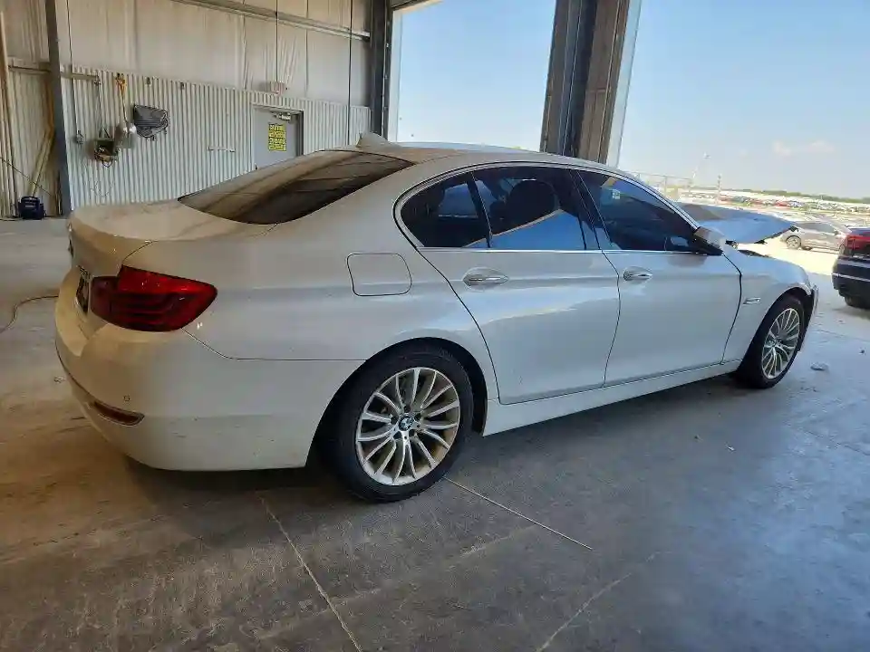 WBA5A7C5XGG145158 2016 BMW 5 SERIES-2