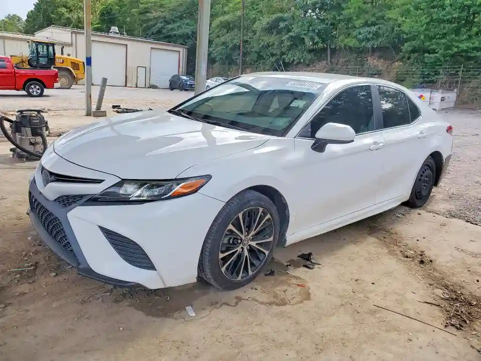 4T1B11HK2JU085785 2018 TOYOTA CAMRY-0