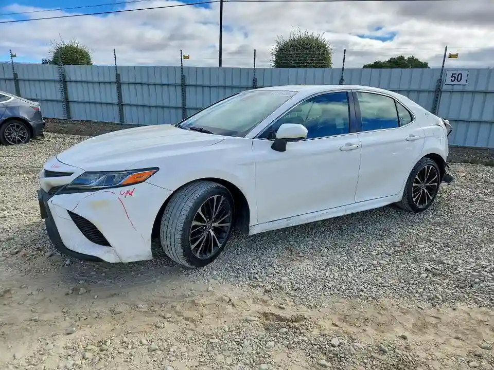 JTNB11HK8J3056295 2018 TOYOTA CAMRY-0